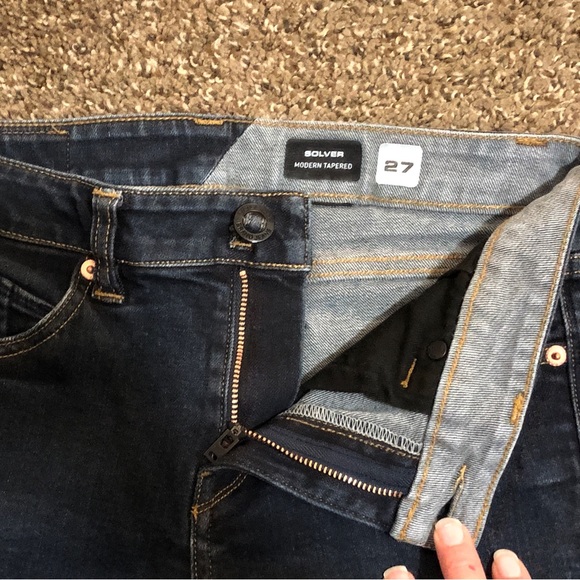 Volcom Women’s Dark wash tapered Jeans Style: Solver Size: 27 - Picture 4 of 4